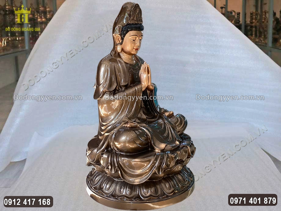 Kh&ocirc;ng gian ph&ograve;ng kh&aacute;ch, ph&ograve;ng l&agrave;m việc hay ph&ograve;ng thờ l&agrave; nơi th&iacute;ch hợp đặt tượng